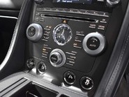 Aston Martin Vantage V8 38