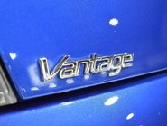 Aston Martin Vantage V8 20