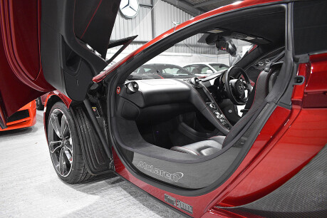 McLaren MP4-12C V8 66