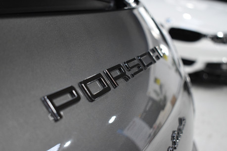 Porsche Panamera Turbo 35
