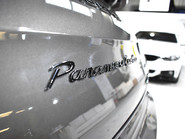 Porsche Panamera Turbo 36