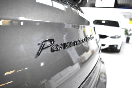 Porsche Panamera Turbo 36