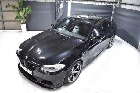 BMW M5 M5 12
