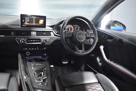 Audi RS4 RS 4 TFSI QUATTRO CARBON EDITION 44