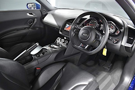 Audi R8 SPYDER V8 QUATTRO 46