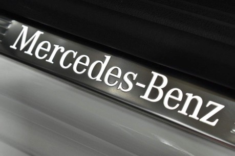 Mercedes-Benz A Class A 200 AMG LINE PREMIUM PLUS 56