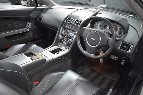Aston Martin Vantage S V8 ROADSTER 28