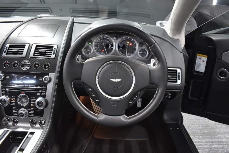 Aston Martin Vantage S V8 ROADSTER 32