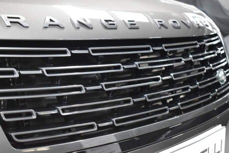 Land Rover Range Rover FIRST EDITION 3