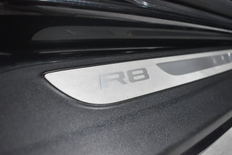 Audi R8 4.2 V8 Quattro 20