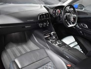 Audi R8 V10 PLUS QUATTRO 54