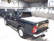 Toyota Hilux INVINCIBLE 4X4 D-4D DCB 14