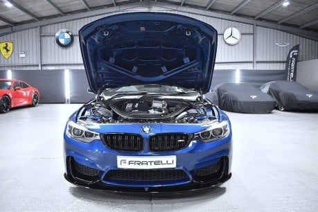 BMW M4 M4 COMPETITION 13