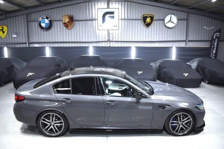 BMW M5 M5 COMPETITION 29