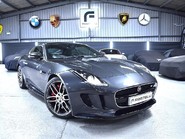 Jaguar F-Type R AWD 1