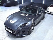 Jaguar F-Type R AWD 16