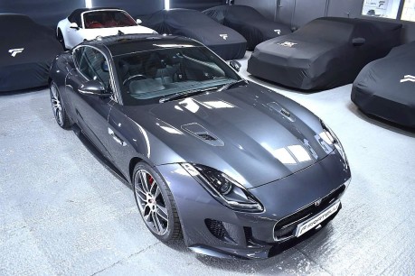 Jaguar F-Type R AWD 5