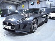 Jaguar F-Type R AWD 15