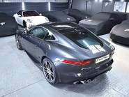 Jaguar F-Type R AWD 23