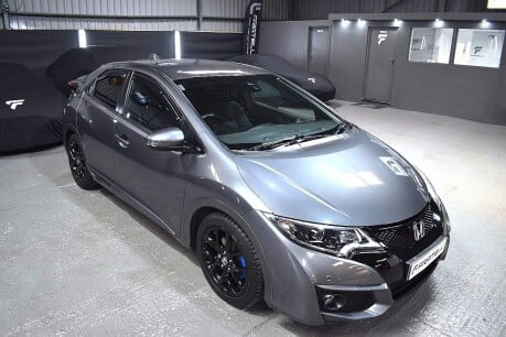 Honda Civic I-VTEC SPORT 4