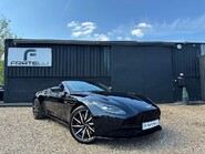 Aston Martin DB11 V8 VOLANTE 1