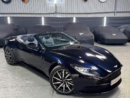 Aston Martin DB11 V8 VOLANTE 3