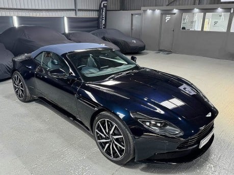 Aston Martin DB11 V8 VOLANTE 8