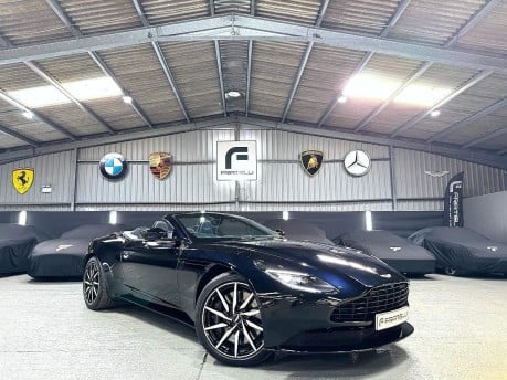 Aston Martin DB11 V8 VOLANTE 9