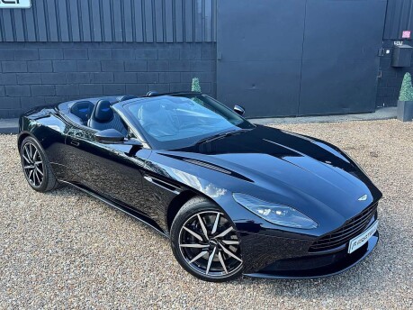 Aston Martin DB11 V8 VOLANTE 2