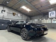 Aston Martin DB11 V8 VOLANTE 30