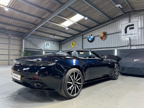 Aston Martin DB11 V8 VOLANTE 41