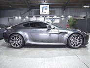 Aston Martin Vantage V8 18