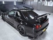 Nissan Skyline R34 GTR 24