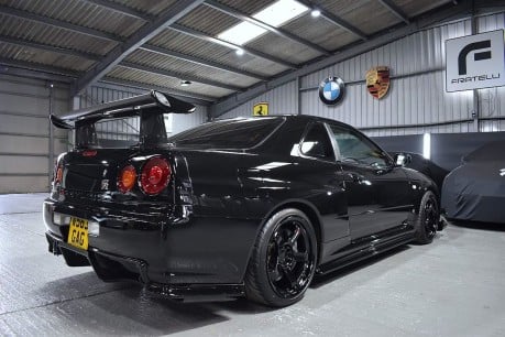 Nissan Skyline R34 GTR 31