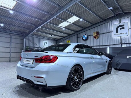 BMW M4 M4 COMPETITION 38