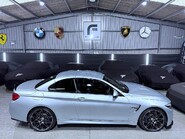 BMW M4 M4 COMPETITION 42