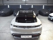 Porsche Taycan 4S CROSS TURISMO 19