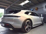 Porsche Taycan 4S CROSS TURISMO 27