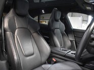 Porsche Taycan 4S CROSS TURISMO 31