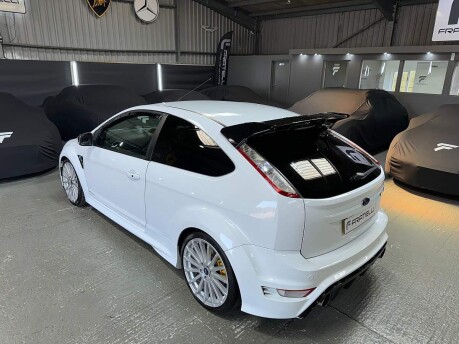 Ford Focus 2.5 RS 3dr 18