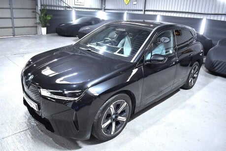 BMW Ix XDRIVE50 M SPORT EDITION 6