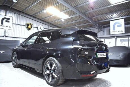 BMW Ix XDRIVE50 M SPORT EDITION 9