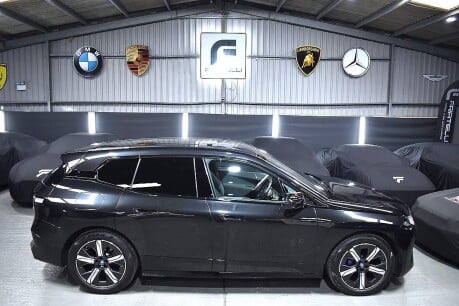 BMW Ix XDRIVE50 M SPORT EDITION 18