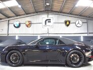 Porsche 911 CARRERA 4 GTS 23