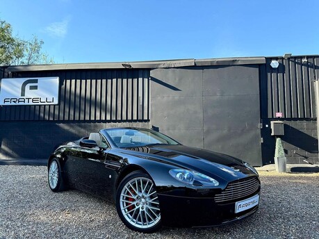 Aston Martin Vantage V8 ROADSTER