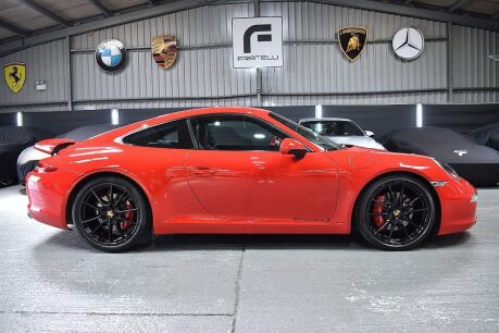 Porsche 911 CARRERA S PDK 32