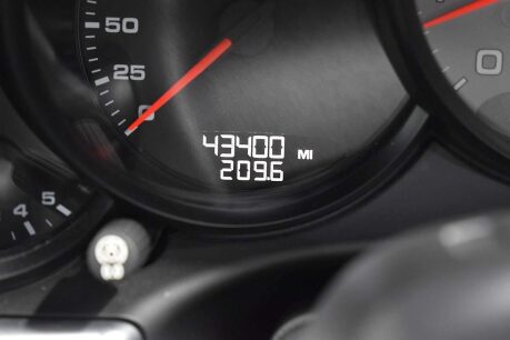 Porsche 911 CARRERA S PDK 57