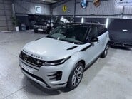 Land Rover Range Rover Evoque R-DYNAMIC HSE MHEV 10