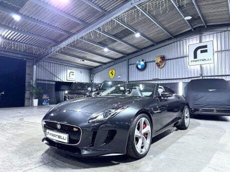 Jaguar F-Type V6 S 12