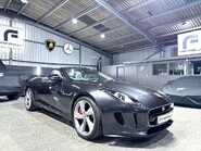 Jaguar F-Type V6 S 3